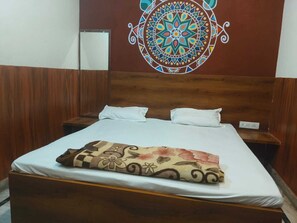Deluxe Double Room | Free WiFi