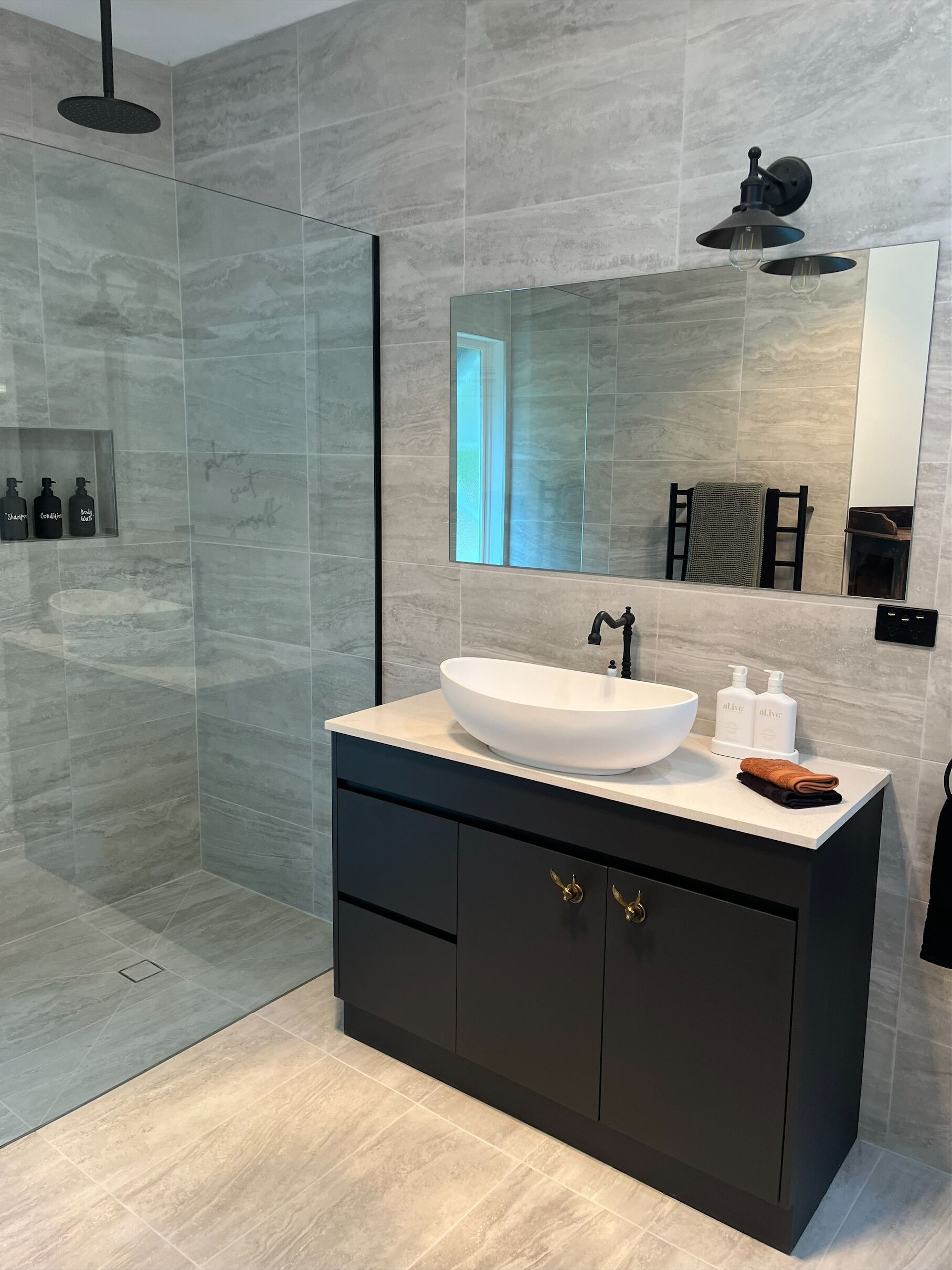 Shower, towels, soap, shampoo
