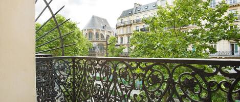 Apartment | Property grounds