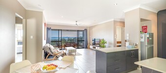 OCEAN VIEW - 2 bedroom with A/C, Wi-Fi in peaceful Cannonvale