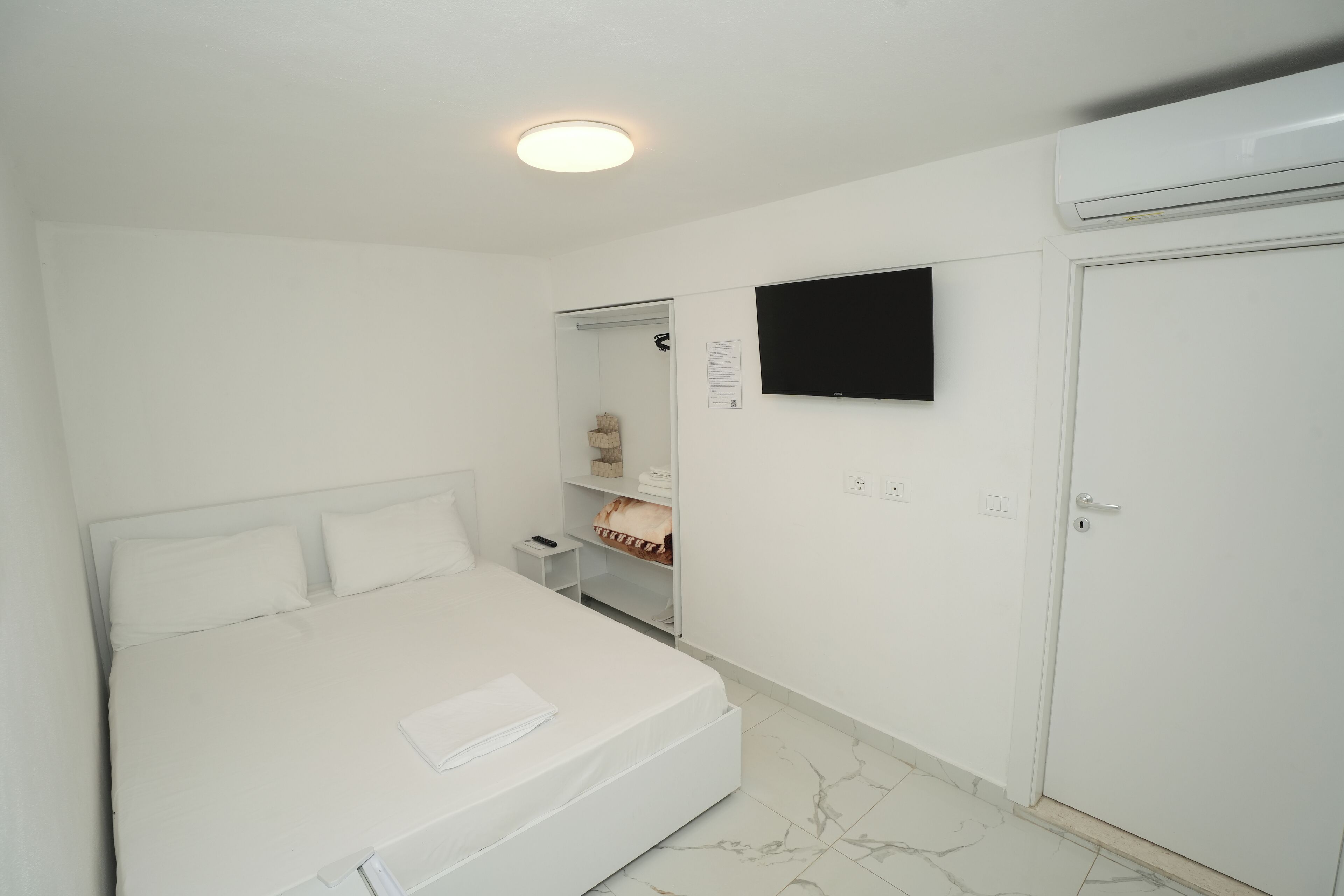 Photo - Enles Hotel