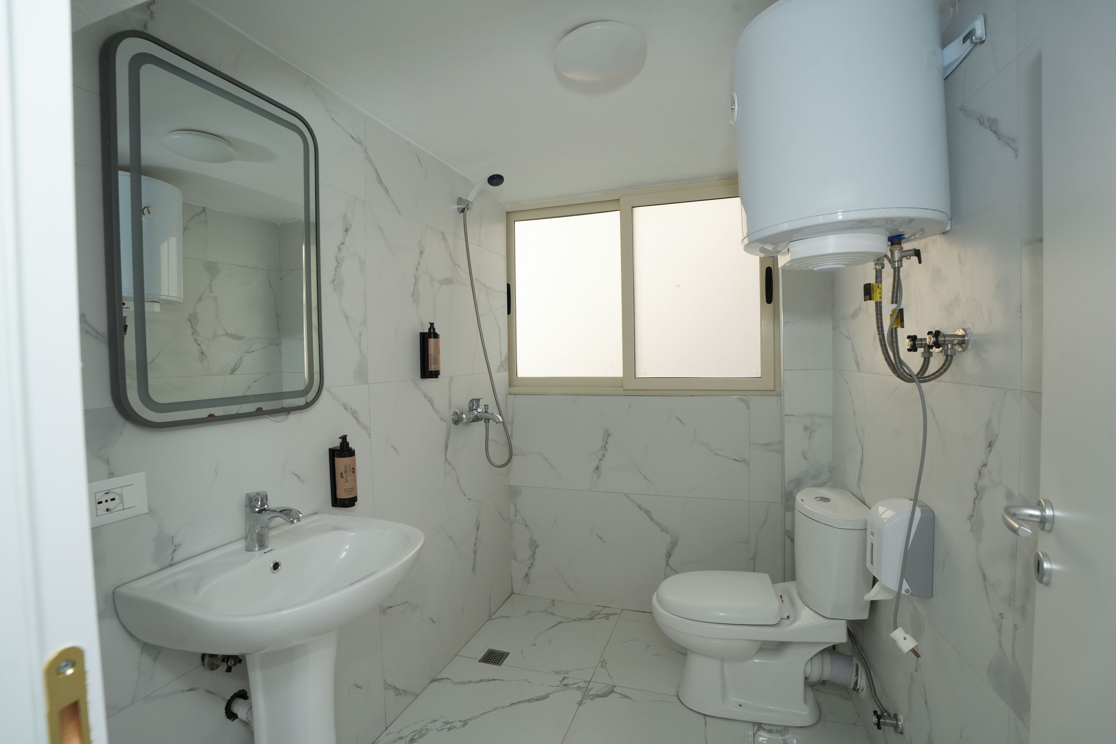 Photo - Enles Hotel