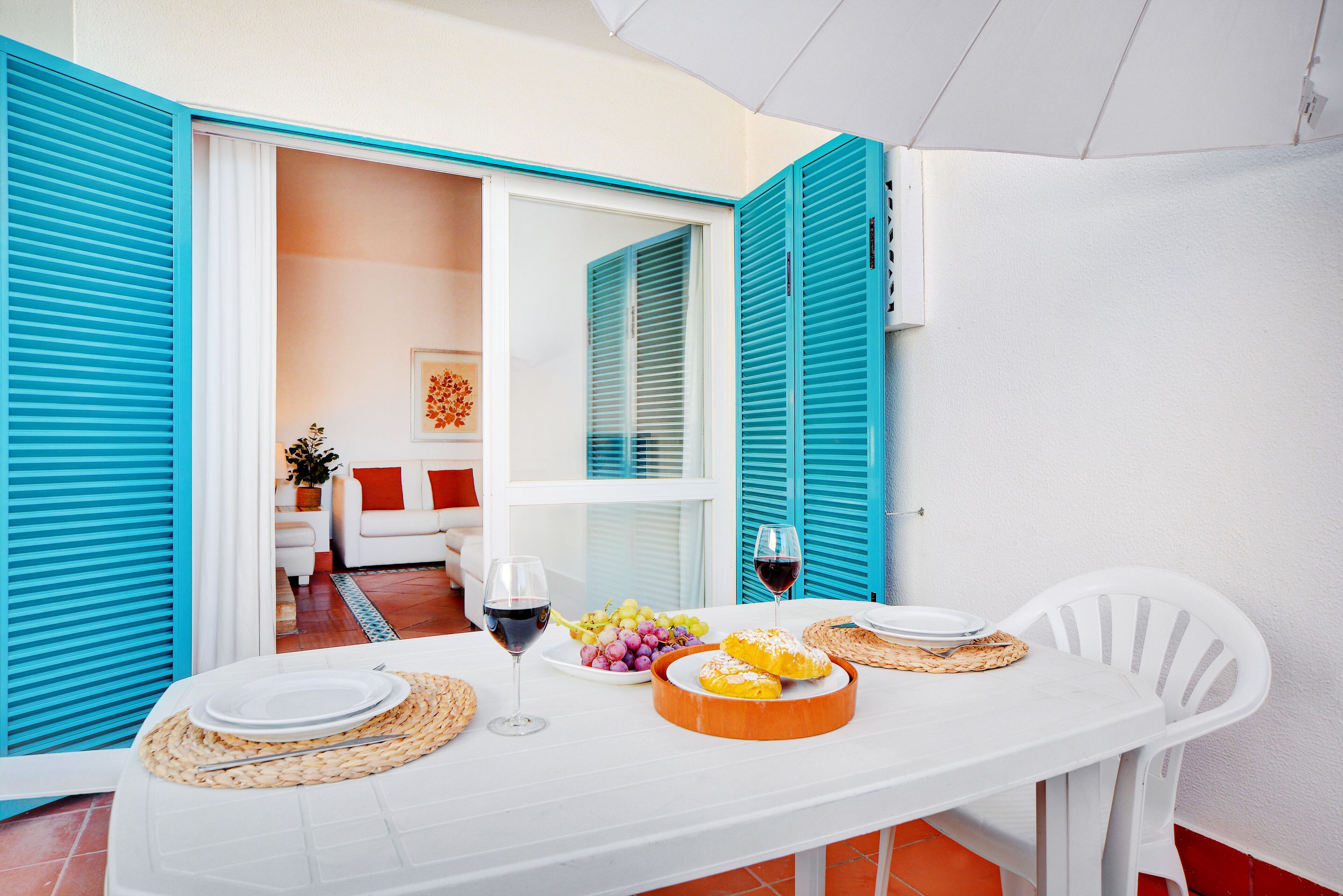 Apartment, 2 Twin Beds, Non Smoking | Balcony