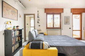 1 chambre, fer et planche à repasser, Wi-Fi, draps fournis