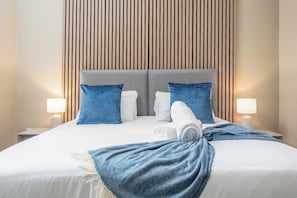 2 chambres, fer et planche à repasser, Wi-Fi gratuit