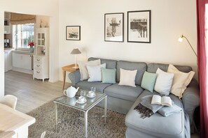Ping pong, books, stereo - Welcome to the HahnsNest apartment (List auf Sylt)