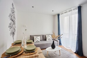 Apartment | Living area