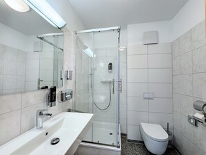 Hårføner, håndklær, såpe og sjampo