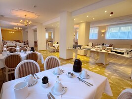 Desayuno buffet incluido todos los días