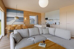 Deluxe Cottage, 2 Bedrooms (VIP) | Kostenloses WLAN, Bettwäsche