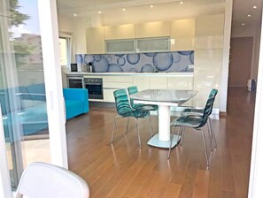 Classic Condo, Balcony | Living area | 32-inch flat-screen TV with satellite channels - Roggia Apartments 4, 5 & 7 (Lugano)