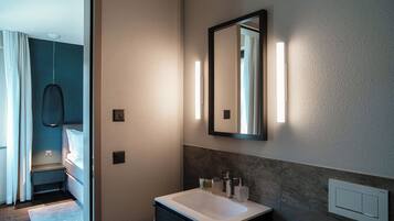 Deluxe-Apartment, Balkon | Badezimmer