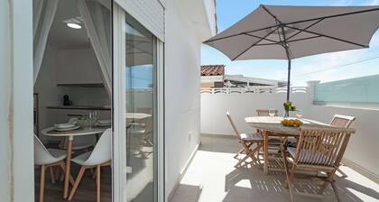 Renovated, well located and with large swimming pool