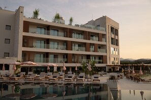 Front of property - evening/night