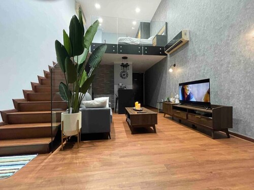 Duplex Cyber View Apartment - Netflix