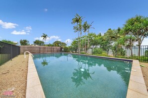 Pool - Kamboola 5 Beach Breeze (South Mission Beach)