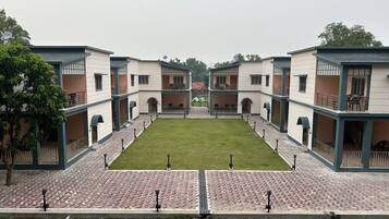 豪華套房 | 露台/庭院