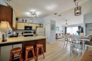 Fridge, microwave, oven, stovetop - Racetrack-Ready Villa • Pools • Modern Comfort (Sebring)