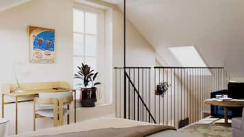 Suite, Sea View | Desk, laptop workspace, blackout curtains, iron/ironing board