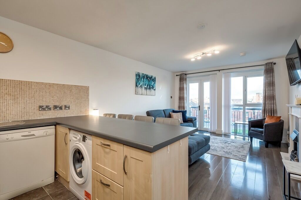 Central Comfort Belfast: 2 Bedroom & Balcony - Belfast