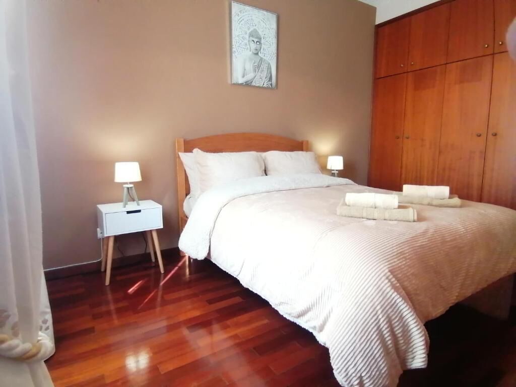 3 dormitorios, tabla de planchar con plancha, wifi y ropa de cama