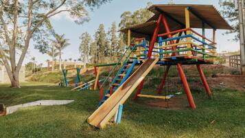 Children’s play area – outdoor