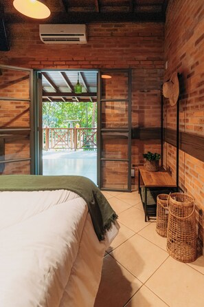 Een laptopwerkplek, gratis wifi