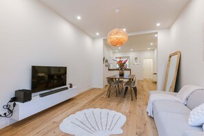 公寓 | 3 間睡房、互聯網