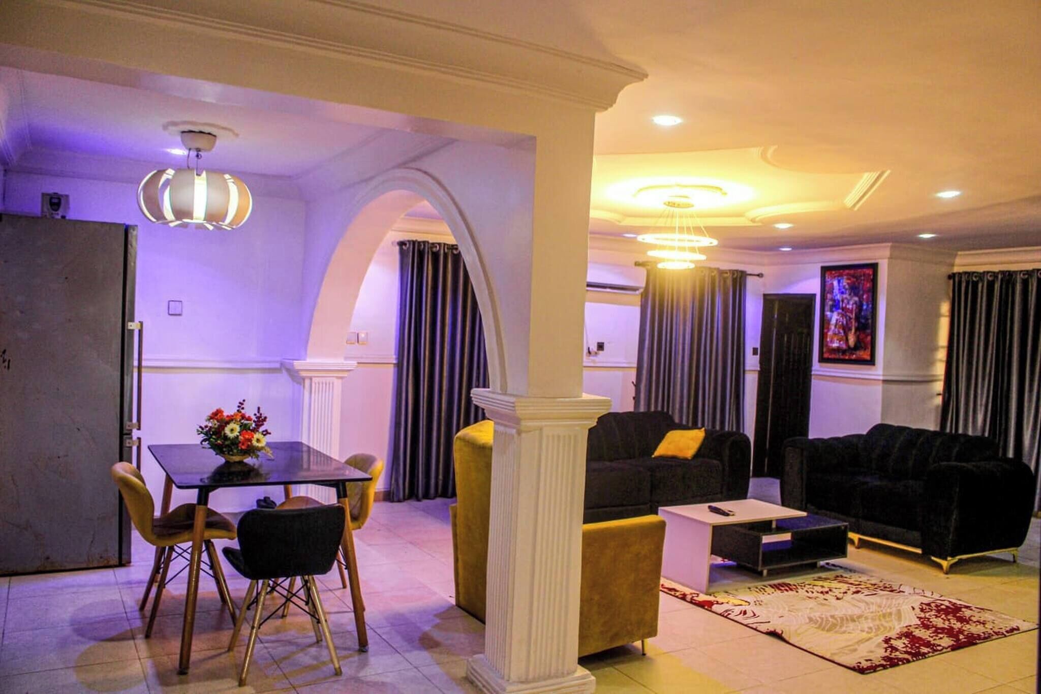 Apartment, 3 Bedrooms, Smoking | Living room