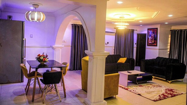 Apartment, 3 Schlafzimmer, Raucher | Wohnzimmer