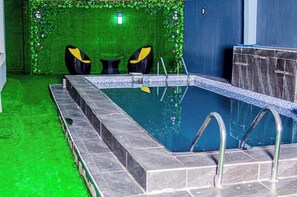 Apartment, 3 Bedrooms, Smoking | Pool | Outdoor pool - 3 Bedroom Luxury Apartment With Pool -24hrs Power -ps4 (Lagos)