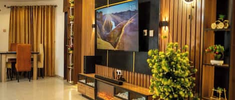 Apartment, 3 Bedrooms | Room amenity