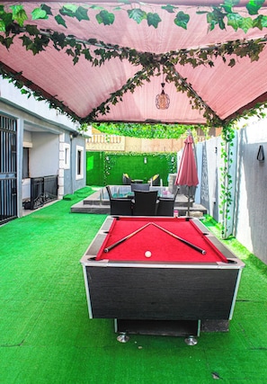 Apartment, 3 Bedrooms | Outdoor dining