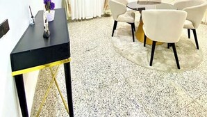  Ảnh chưa phân loại, 4 trong số 39 ảnh, nút