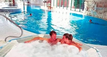 Shorefield Country Park, 3-beds, Passes Included!