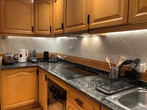 Oven, stovetop, dishwasher - APARTMENT IN ORDINO 3 MN FROM THE VILLAGE CENTER - HUT 8270 (Ordino)