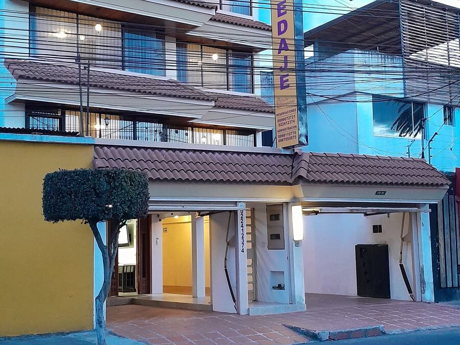 Fachada da propriedade