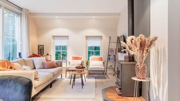 3 bedrooms