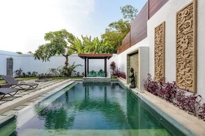 Pool - Villa Lilja, 3 Bedrooms Luxury Villa in Seminyak (Seminyak)
