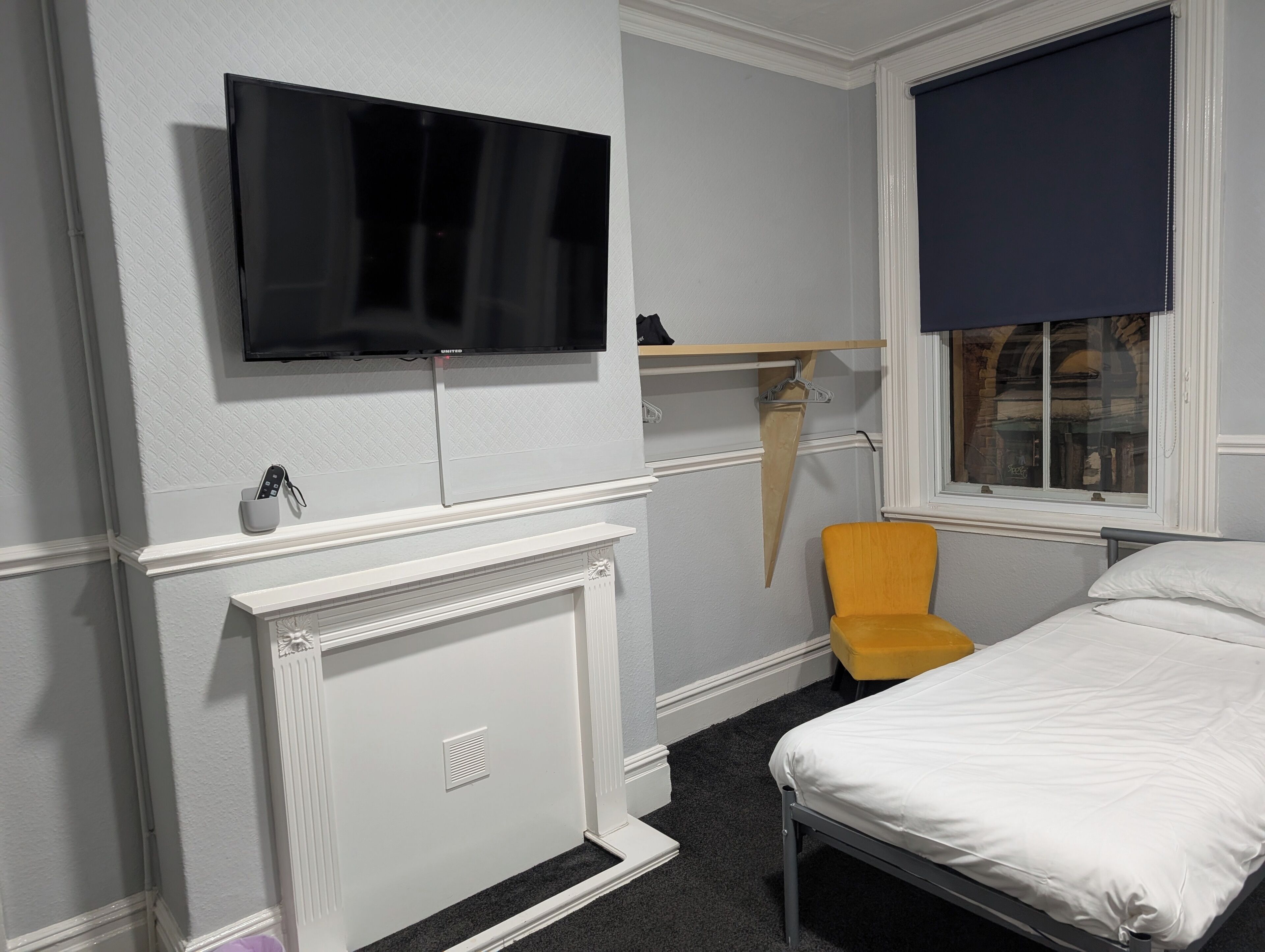 Photo - Piccadilly Central