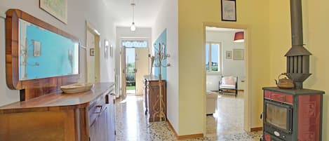 Appartement Familial, plusieurs chambres (Cozy Counrtry House Btn) | Intérieur