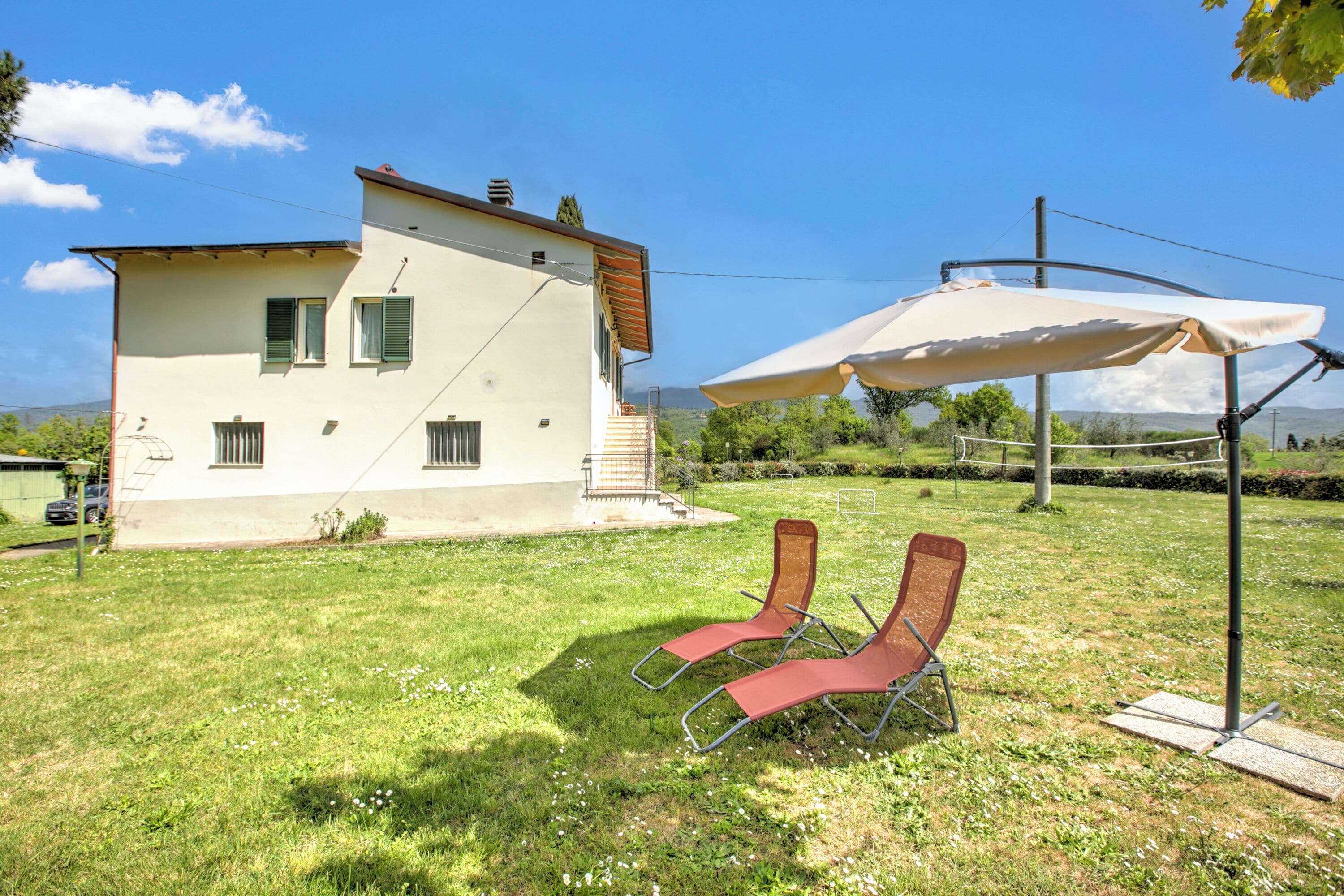 Family Apartment, Multiple Bedrooms (Cozy Counrtry House Btn) | Property grounds