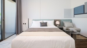 Iron/ironing board, free WiFi, bed sheets - Beautiful Studio Apartment in Mag 930 (Dubai)