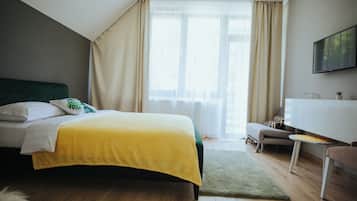 Habitación estándar doble, balcón, vistas a la montaña | Wifi gratis