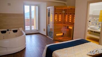 Suite, Balkon, Meerblick | 1 Schlafzimmer, italienische Bettbezüge von Frette