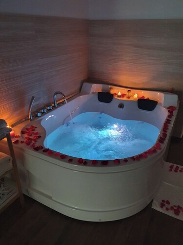 Artemide Arco Antico Suite & Spa