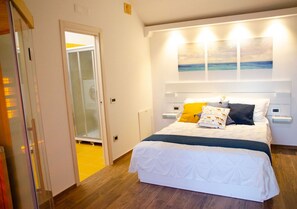 Suite, Balcony, Sea View | 1 bedroom, Frette Italian sheets, premium bedding, pillowtop beds