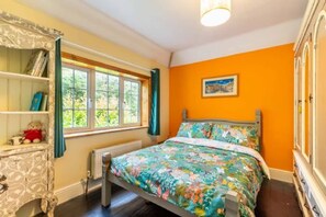3 Schlafzimmer, Bügeleisen/Bügelbrett, Reisekinderbett, WLAN