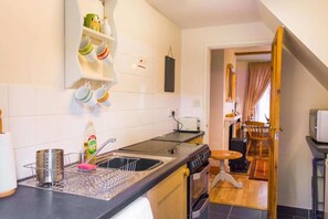 Fridge, microwave, oven, toaster