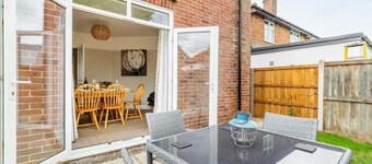 Host & Stay | St Clements House